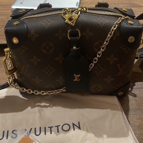 COPY - LV small bag. - Picture 8 of 15